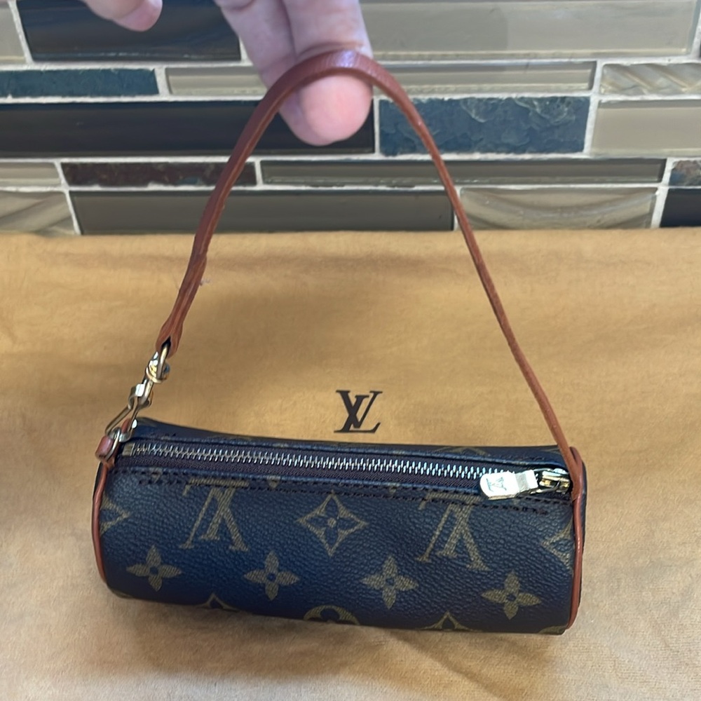 Louis Vuitton pouchette Papillon - Picture 2 of 7